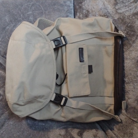 Eddie Bauer EUC Khaki colored backpack with handle and padded shoulder straps